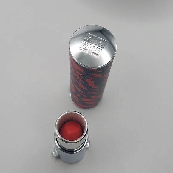 Givenchy Le Rouge Edition Couture in Red and Blue Original Box. - Picture 8 of 10